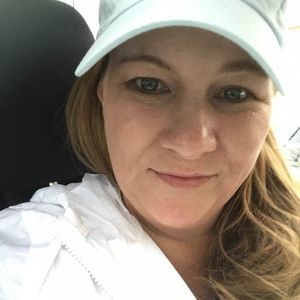 Meet your Posher, Deborah